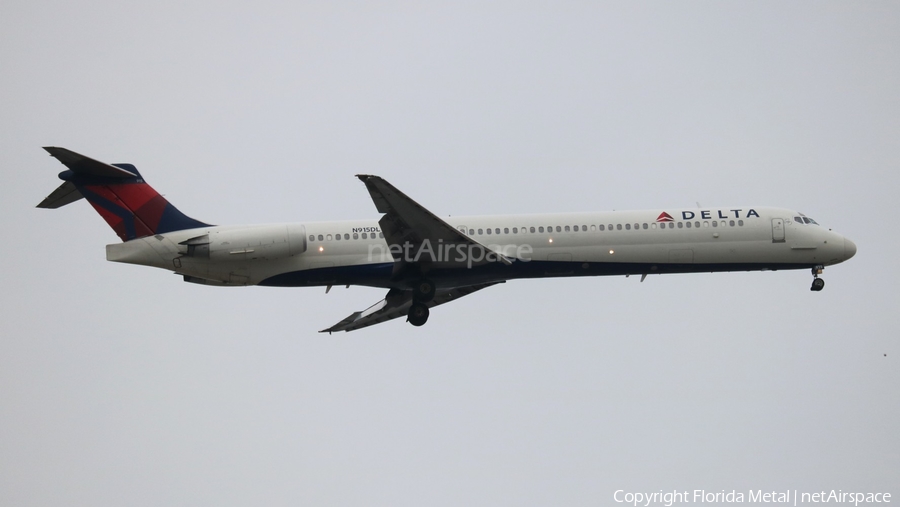 Delta Air Lines McDonnell Douglas MD-88 (N915DL) | Photo 320537