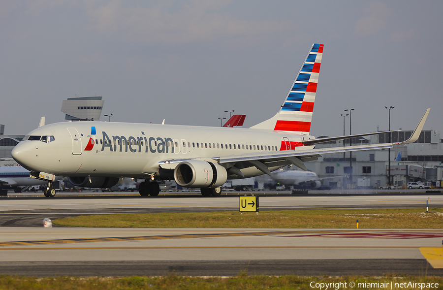 American Airlines Boeing 737-823 (N916AN) | Photo 147292