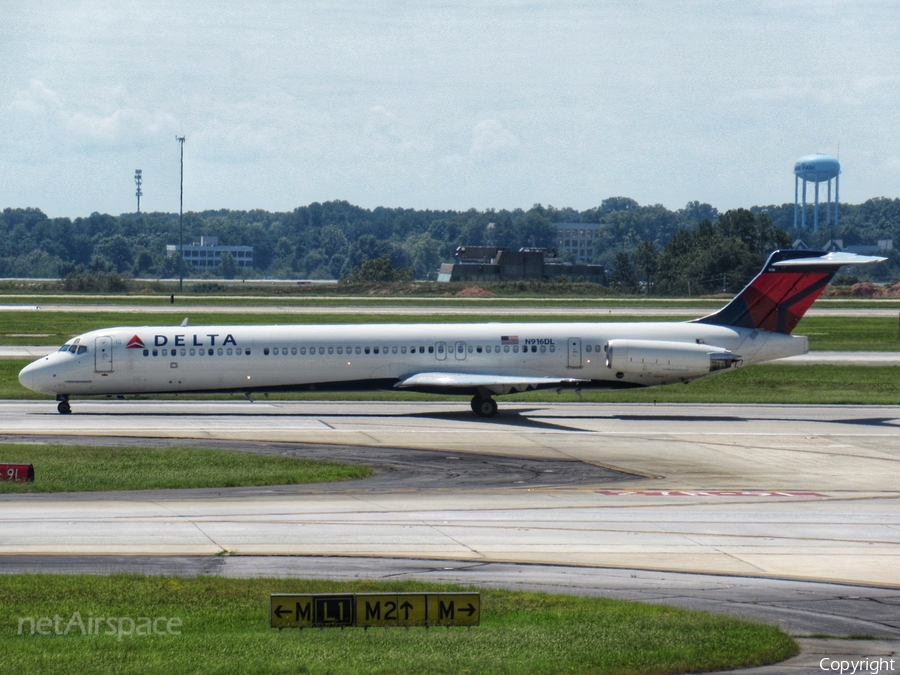 Delta Air Lines McDonnell Douglas MD-88 (N916DL) | Photo 348223