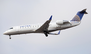United Express (SkyWest Airlines) Bombardier CRJ-200LR (N916SW) at  Los Angeles - International, United States