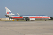 American Airlines Boeing 737-823 (N917AN) at  Madison - Dane County Regional, United States