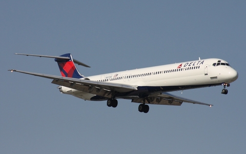 Delta Air Lines McDonnell Douglas MD-88 (N917DE) at  Tampa - International, United States