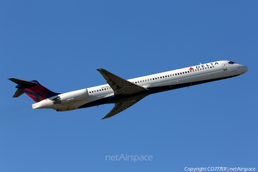 Delta Air Lines McDonnell Douglas MD-88 (N917DL) | Photo 117098