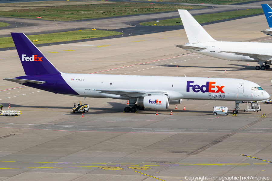 FedEx Boeing 757-23A(SF) (N917FD) | Photo 453591