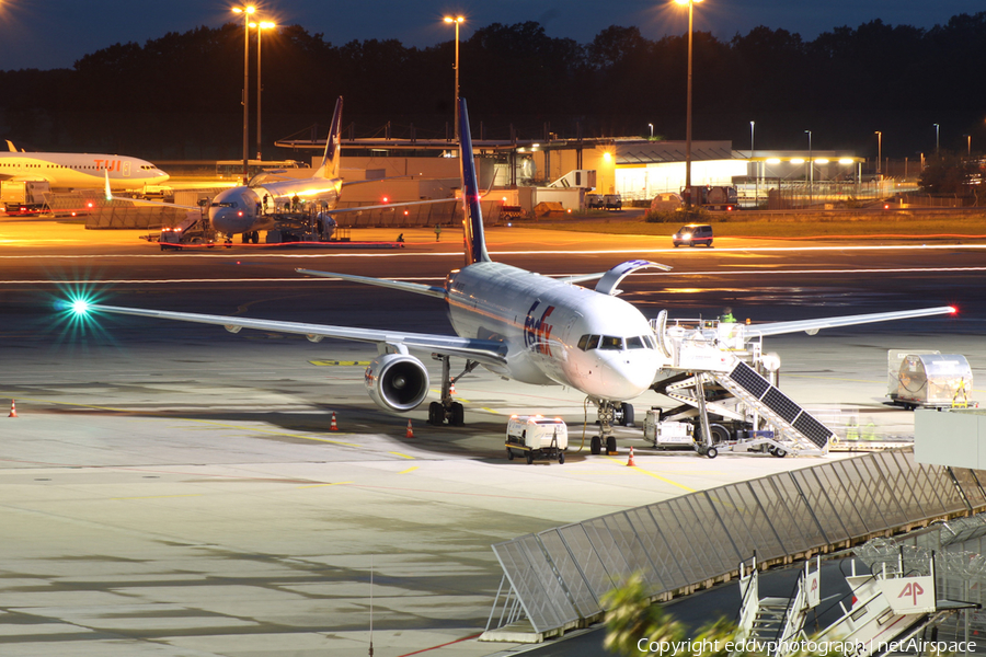 FedEx Boeing 757-23A(SF) (N917FD) | Photo 584221