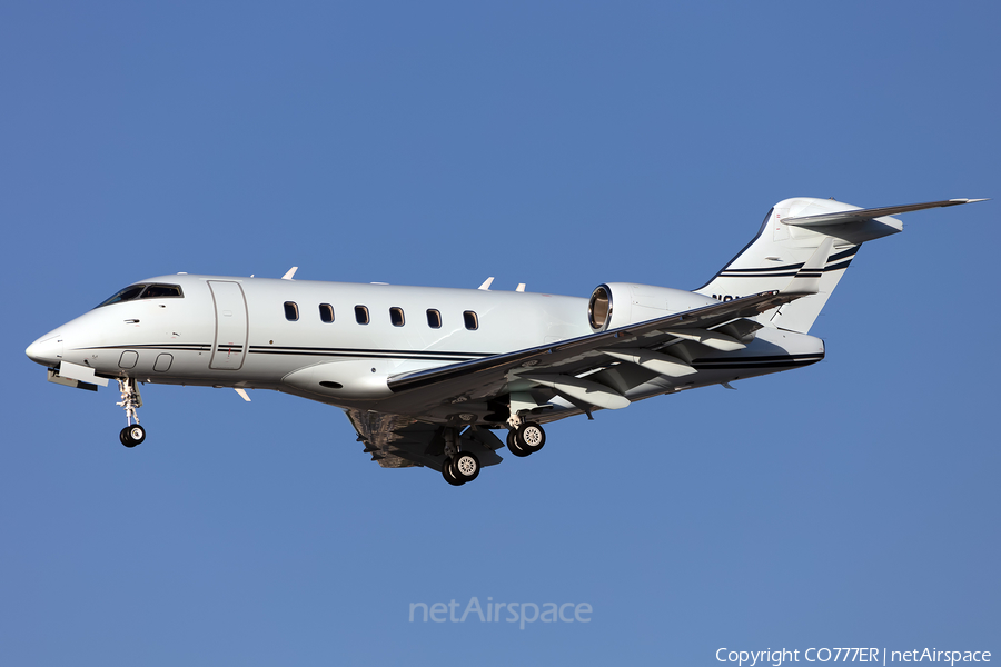 (Private) Bombardier BD-100-1A10 Challenger 300 (N917HP) | Photo 263989