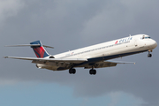 Delta Air Lines McDonnell Douglas MD-90-30 (N918DH) at  Miami - International, United States