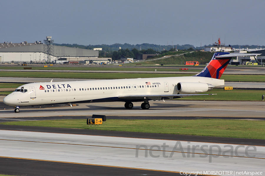 Delta Air Lines McDonnell Douglas MD-88 (N918DL) | Photo 79353