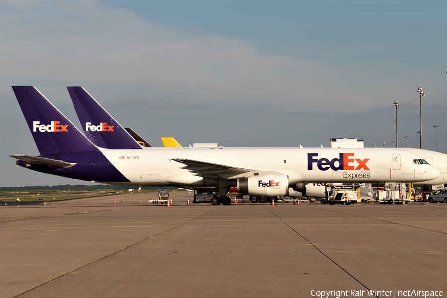 FedEx Boeing 757-23A(SF) (N918FD) | Photo 314324