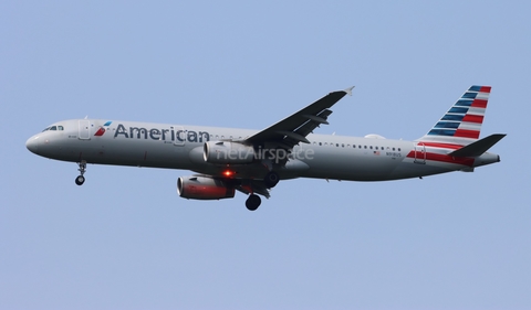 American Airlines Airbus A321-231 (N918US) at  Chicago - O'Hare International, United States