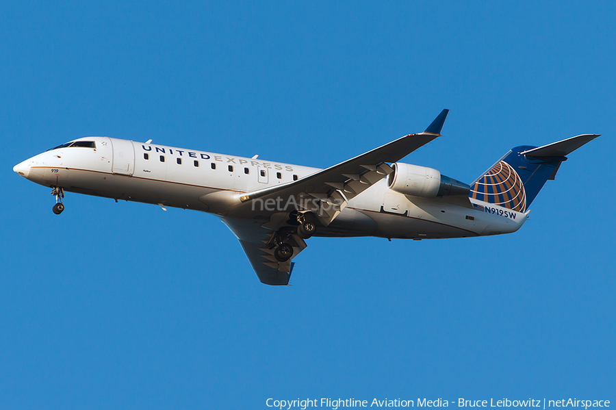 United Express (SkyWest Airlines) Bombardier CRJ-200LR (N919SW) | Photo 151998