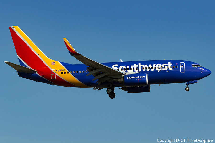 Southwest Airlines Boeing 737-7H4 (N919WN) | Photo 135326