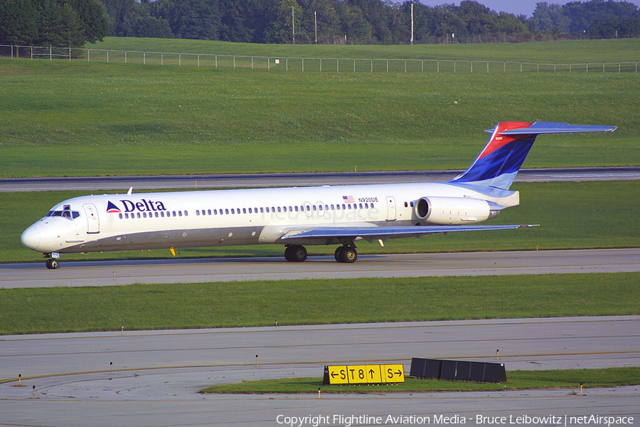 Delta Air Lines McDonnell Douglas MD-88 (N920DE) | Photo 128127
