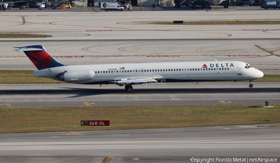 Delta Air Lines McDonnell Douglas MD-88 (N920DL) | Photo 320846