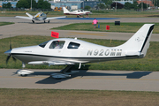 (Private) Lancair LC42-550FG Columbia 350 (N920MM) at  Oshkosh - Wittman Regional, United States