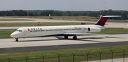 Delta Air Lines McDonnell Douglas MD-88 (N921DL) at  Atlanta - Hartsfield-Jackson International, United States