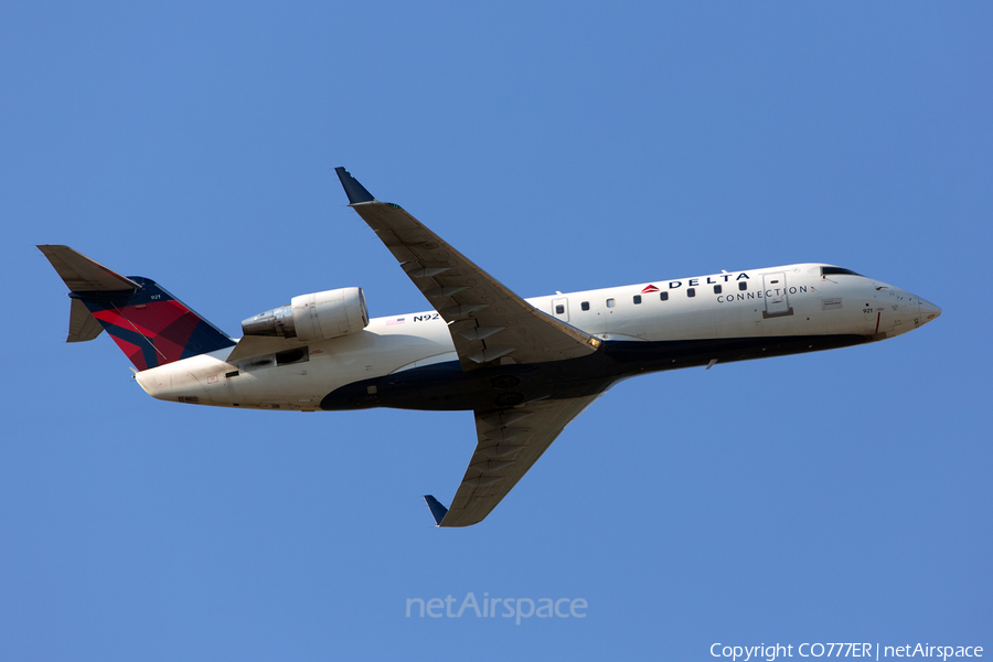 Delta Connection (ExpressJet Airlines) Bombardier CRJ-200ER (N921EV) | Photo 112937