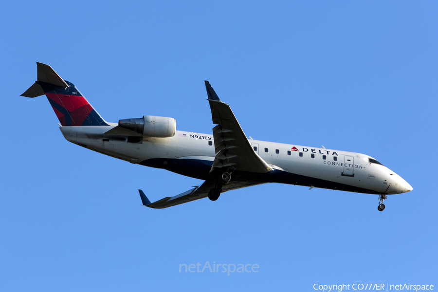 Delta Connection (ExpressJet Airlines) Bombardier CRJ-200ER (N921EV) | Photo 126147