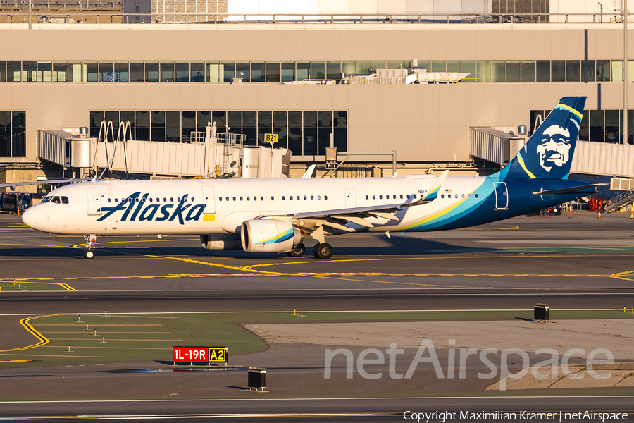 Alaska Airlines Airbus A321-253N (N921VA) | Photo 503080
