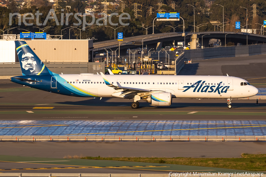 Alaska Airlines Airbus A321-253N (N921VA) | Photo 503083