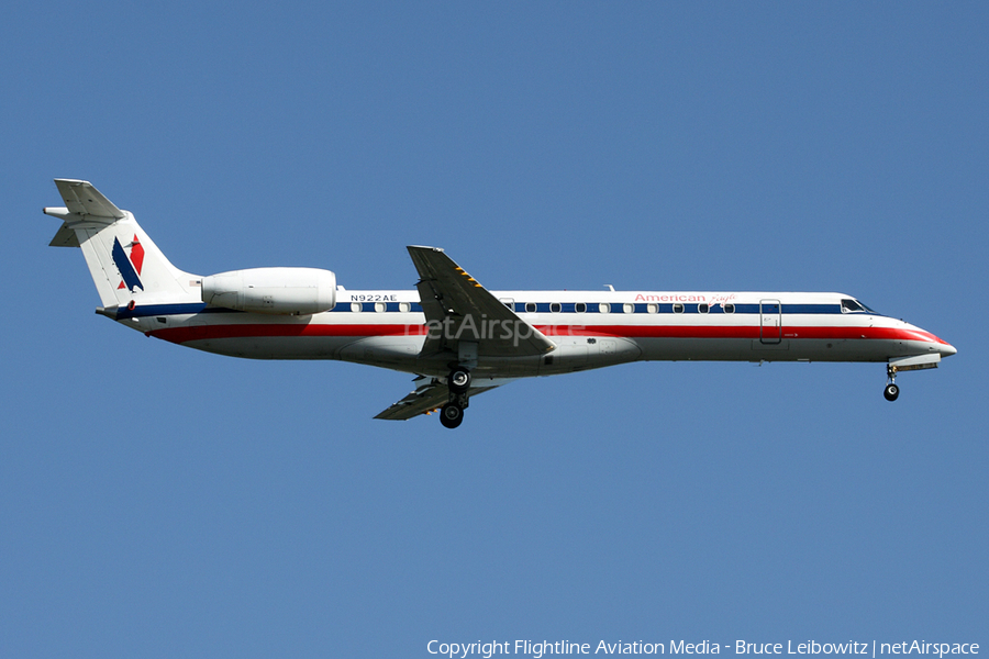 American Eagle Embraer ERJ-145LR (N922AE) | Photo 87368
