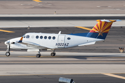 Arizona Department of Transportation Beech King Air 250 (N922AZ) at  Phoenix - Sky Harbor, United States