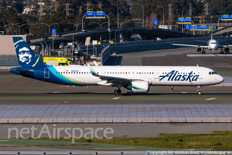 Alaska Airlines Airbus A321-253N (N922VA) | Photo 503140