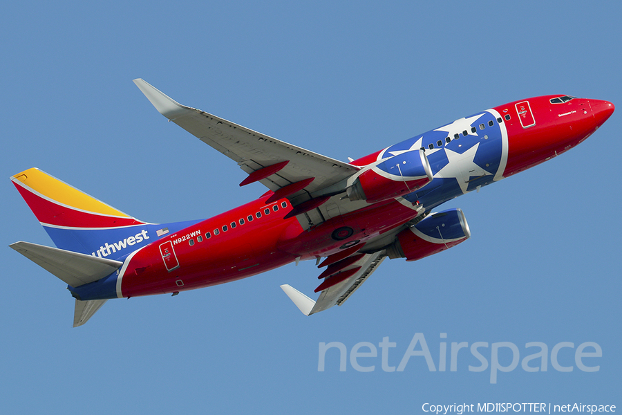 Southwest Airlines Boeing 737-7H4 (N922WN) | Photo 193417