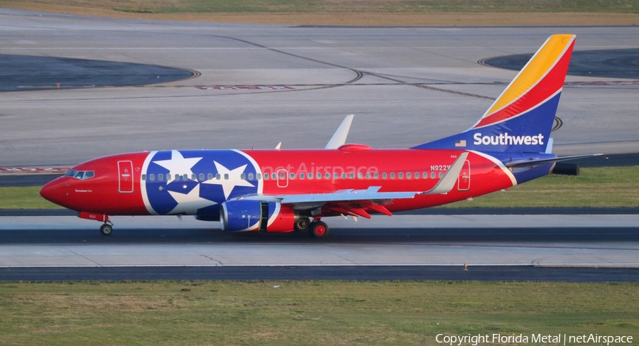Southwest Airlines Boeing 737-7H4 (N922WN) | Photo 320940