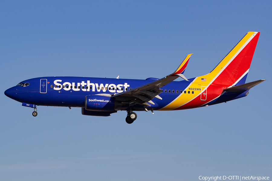 Southwest Airlines Boeing 737-7H4 (N922WN) | Photo 546928