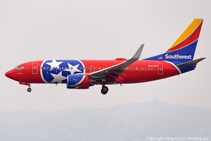 Southwest Airlines Boeing 737-7H4 (N922WN) | Photo 489281