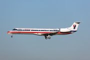 American Eagle Embraer ERJ-145LR (N923AE) at  Miami - International, United States