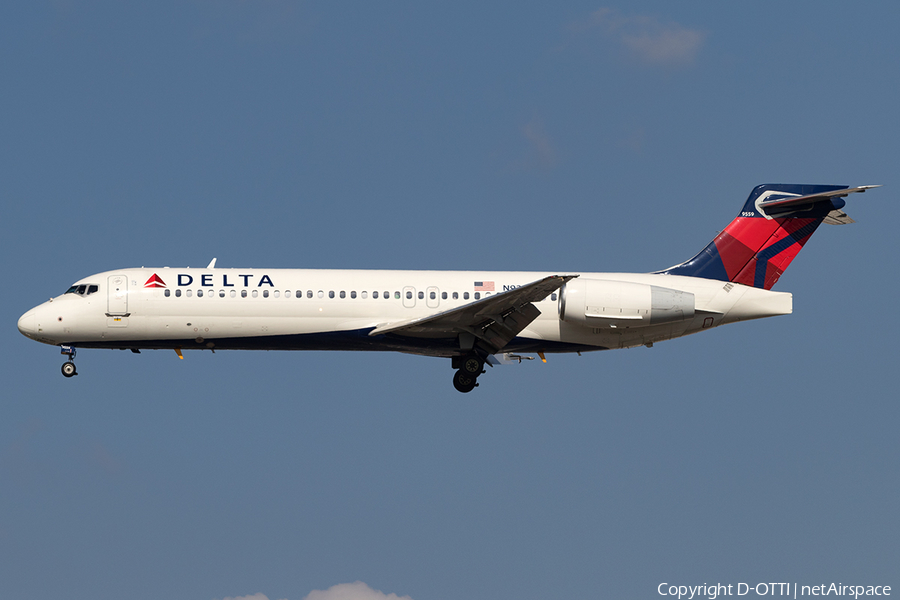 Delta Air Lines Boeing 717-2BD (N923AT) | Photo 143979