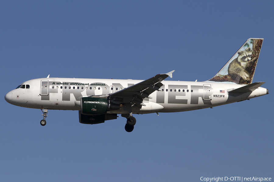 Frontier Airlines Airbus A319-111 (N923FR) | Photo 467439
