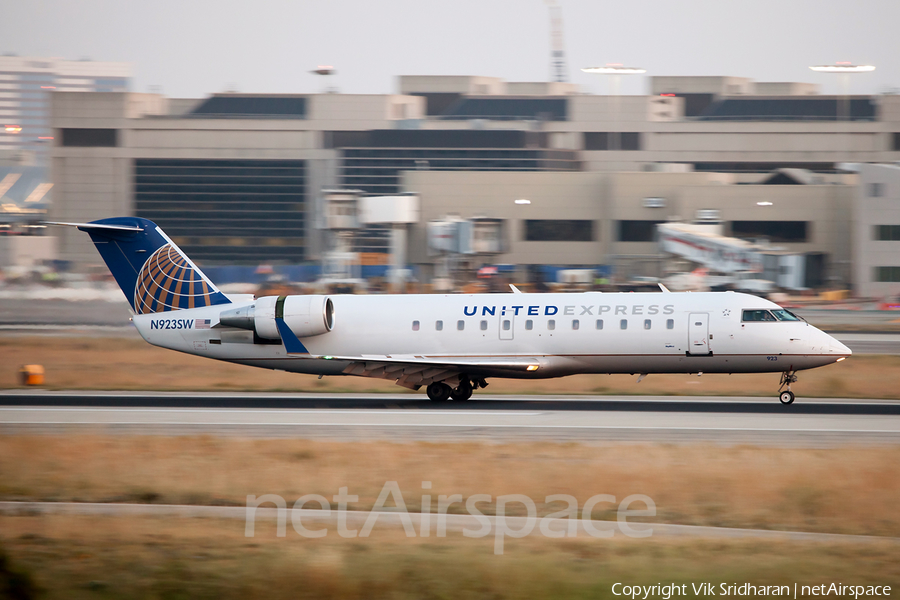 United Express (SkyWest Airlines) Bombardier CRJ-200LR (N923SW) | Photo 71813