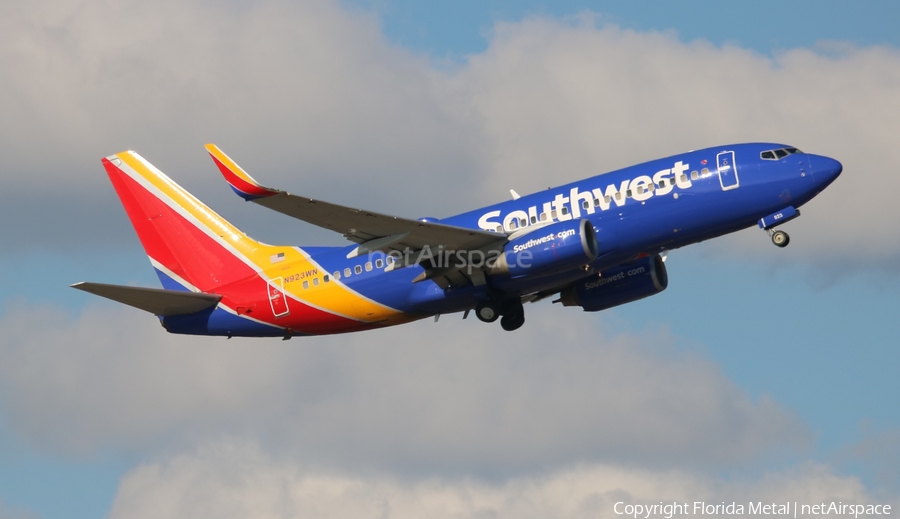 Southwest Airlines Boeing 737-7H4 (N923WN) | Photo 321009