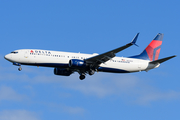 Delta Air Lines Boeing 737-932(ER) (N924DZ) at  Windsor Locks - Bradley International, United States