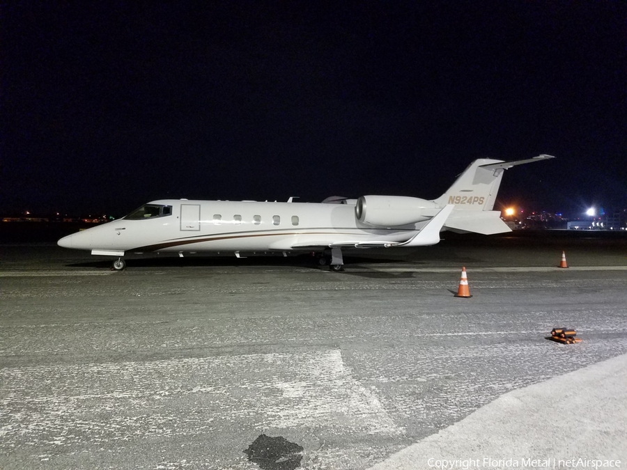 (Private) Bombardier Learjet 60 (N924PS) | Photo 321052