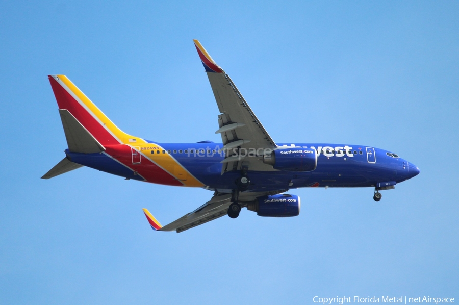 Southwest Airlines Boeing 737-7H4 (N924WN) | Photo 321060