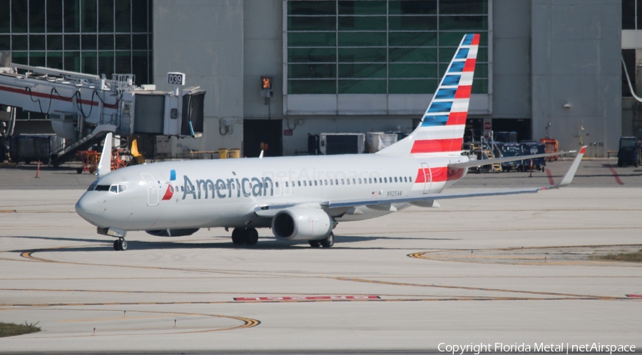 American Airlines Boeing 737-823 (N925AN) | Photo 321062