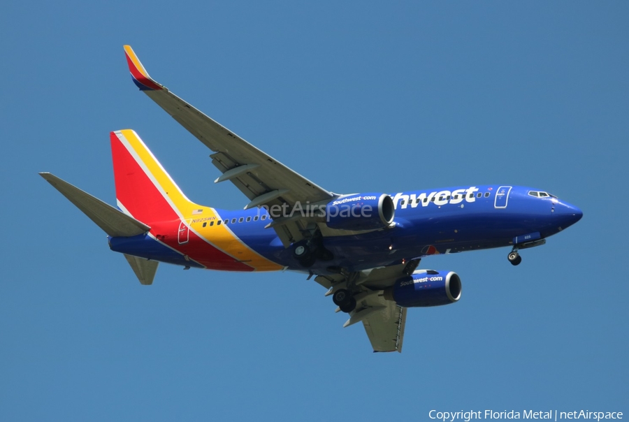 Southwest Airlines Boeing 737-7H4 (N925WN) | Photo 321084