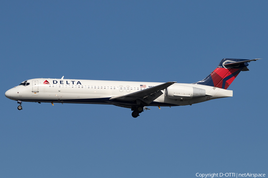Delta Air Lines Boeing 717-231 (N926AT) | Photo 177073
