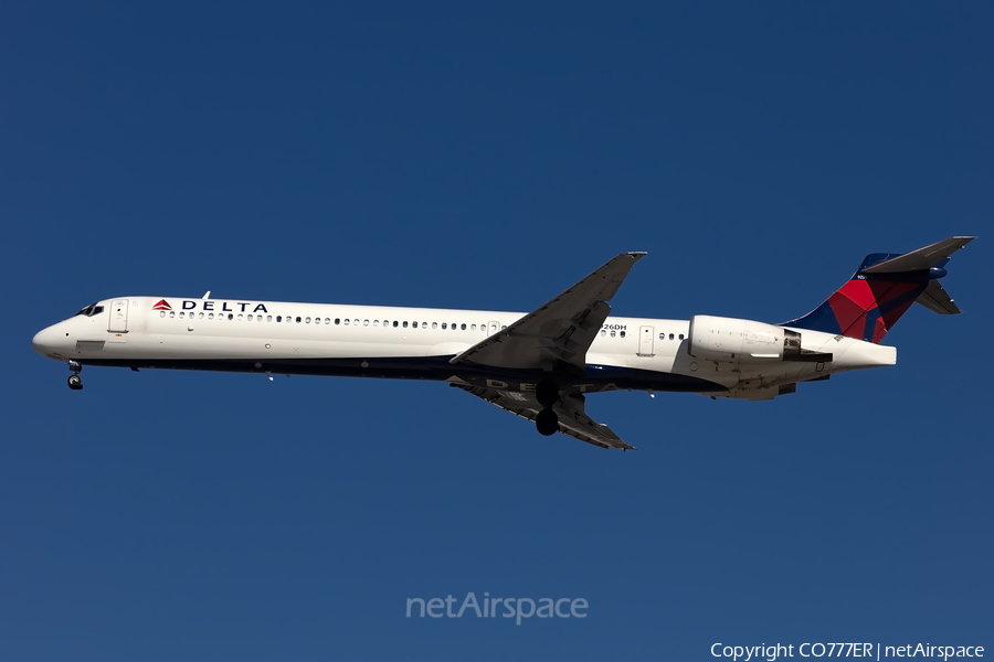 Delta Air Lines McDonnell Douglas MD-90-30 (N926DH) | Photo 289603