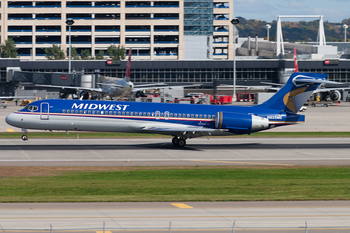 Midwest Airlines Boeing 717-2BL (N926ME) at  Minneapolis - St. Paul International, United States
