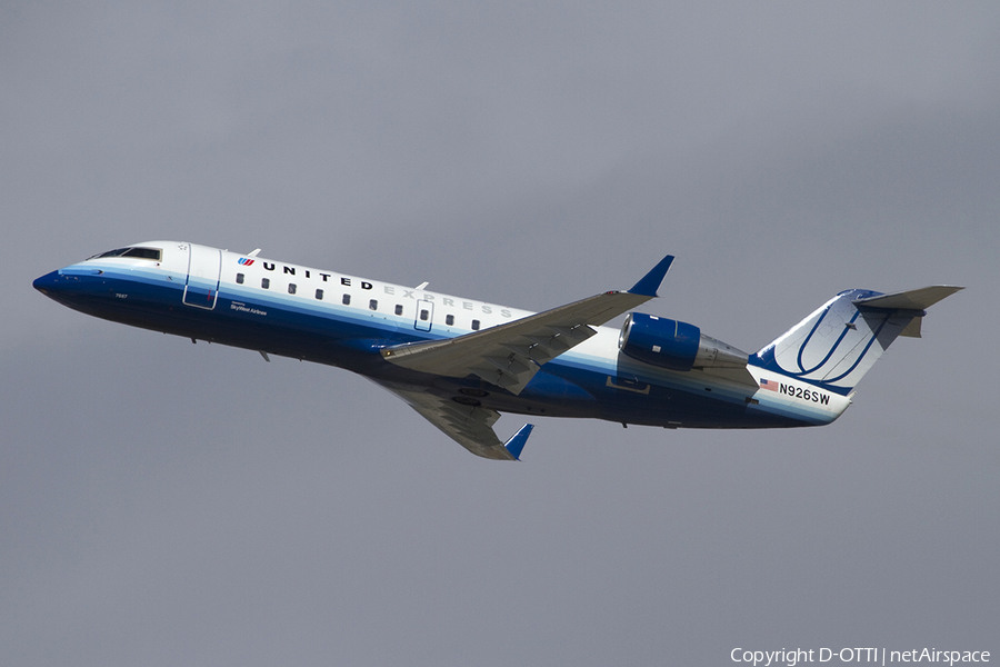 United Express (SkyWest Airlines) Bombardier CRJ-200LR (N926SW) | Photo 333539