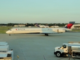 Delta Air Lines McDonnell Douglas MD-90-30 (N927DN) at  Richmond - International, United States