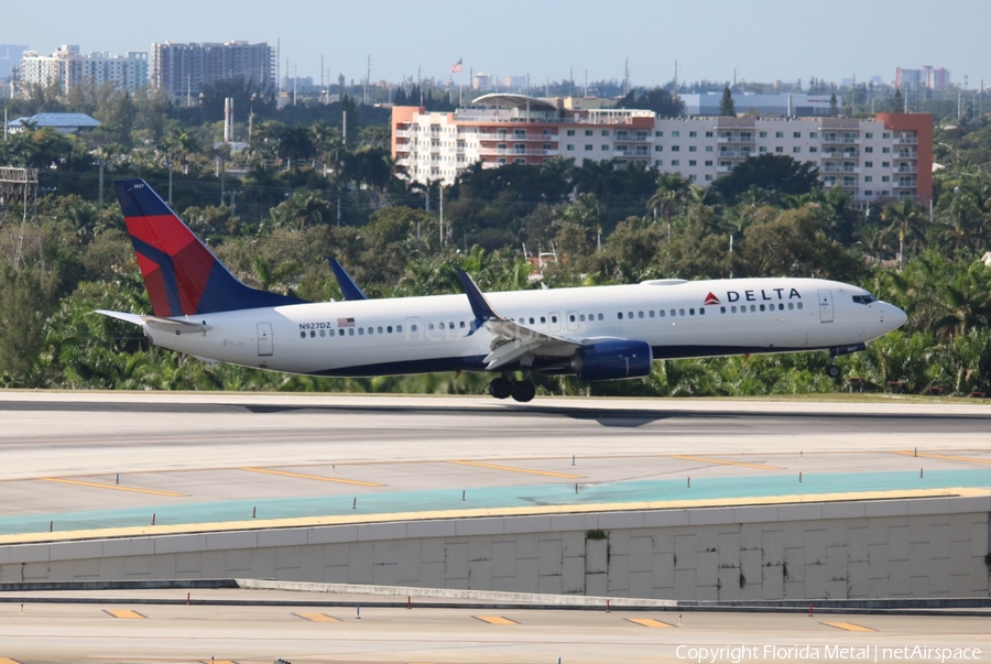 Delta Air Lines Boeing 737-932(ER) (N927DZ) | Photo 358182