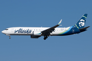 Alaska Airlines Boeing 737-9 MAX (N928AK) at  Seattle/Tacoma - International, United States