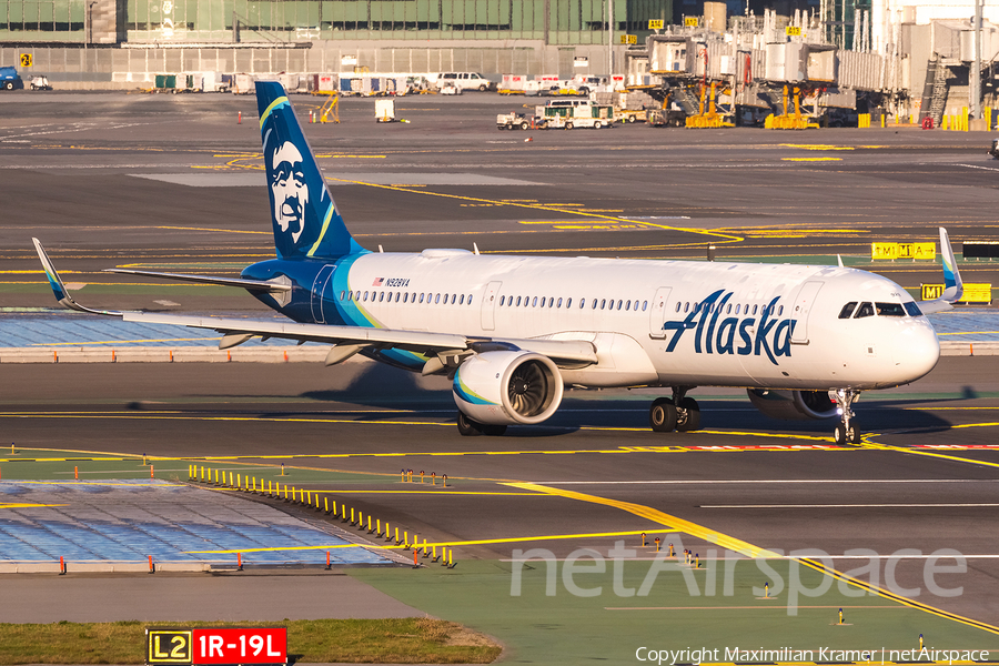 Alaska Airlines Airbus A321-253N (N928VA) | Photo 503156