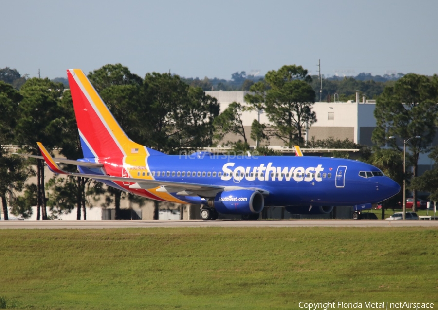 Southwest Airlines Boeing 737-7H4 (N928WN) | Photo 299724